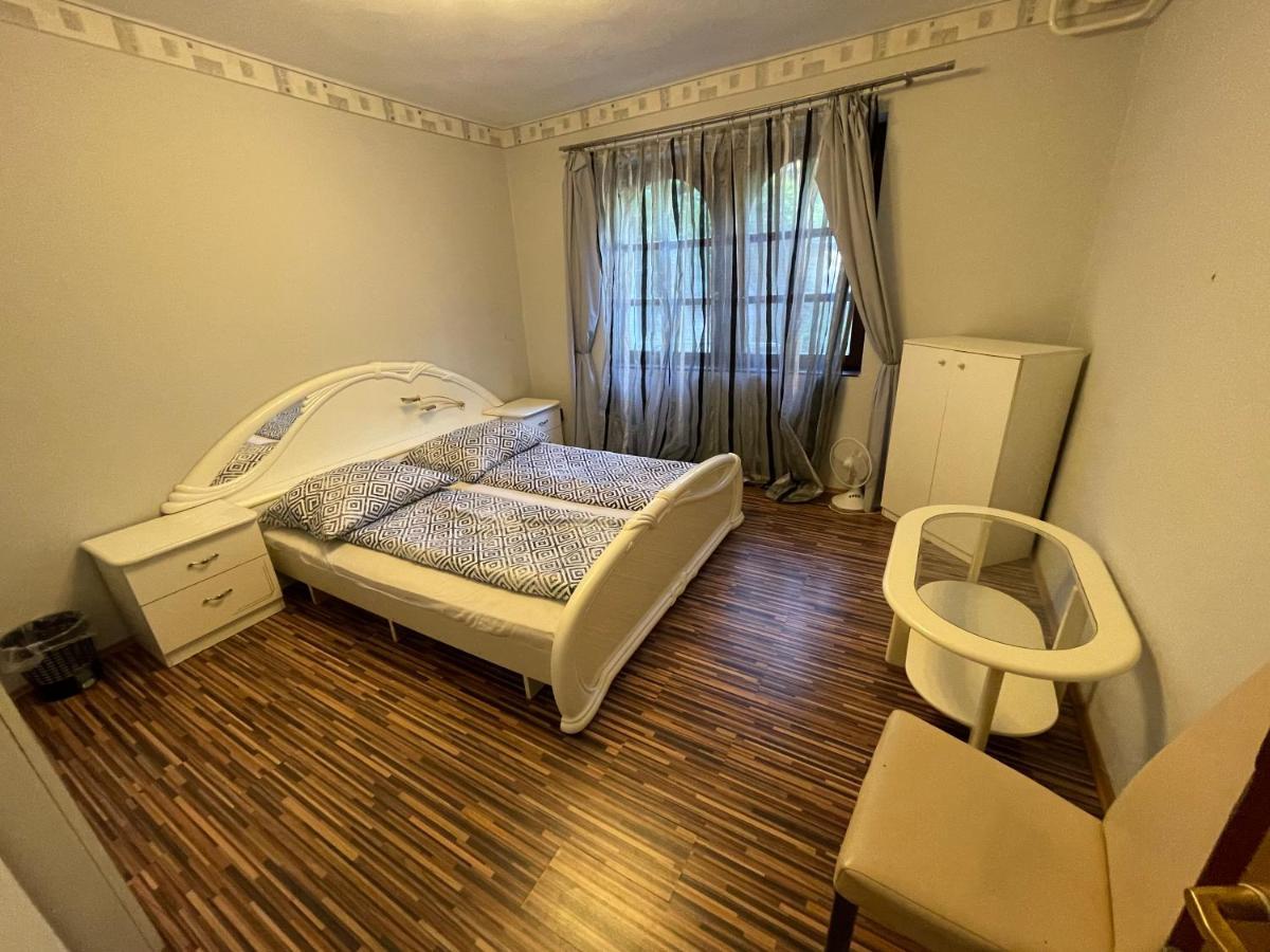 Szimpla Vendeghaz Hotel Miskolc Buitenkant foto