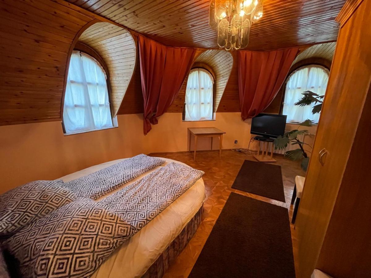 Szimpla Vendeghaz Hotel Miskolc Buitenkant foto